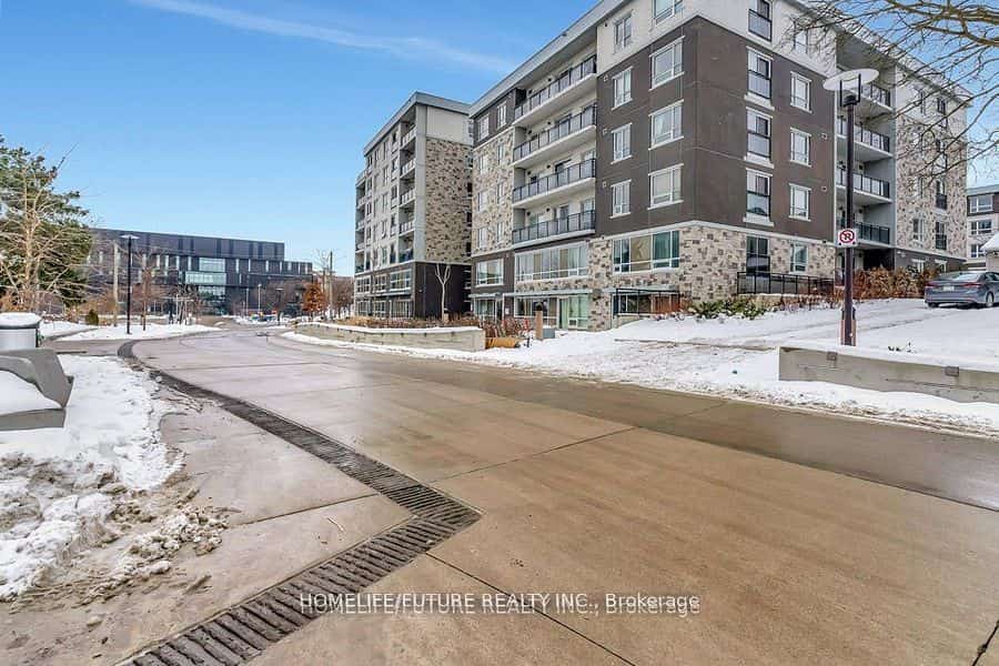 275A Larch Street #608, Waterloo, ON N2L 0J5