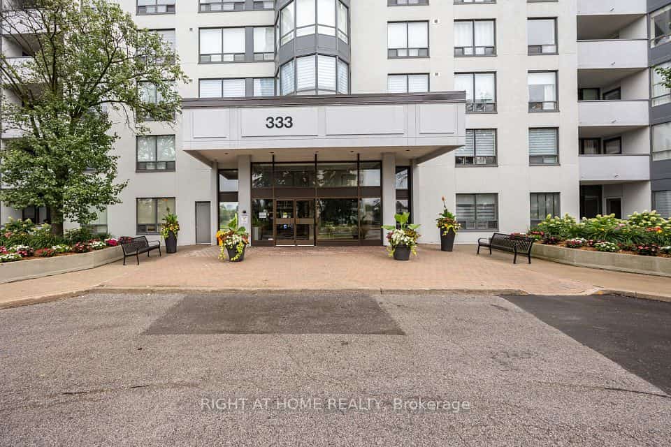 333 CLARK Avenue W #412, Vaughan, ON L4J 7K4