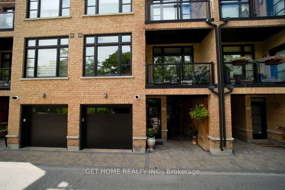 8169 Kipling Avenue E #22, Vaughan, ON L4L 0G4