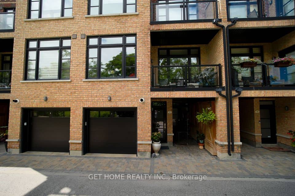8169 Kipling Avenue E, Vaughan