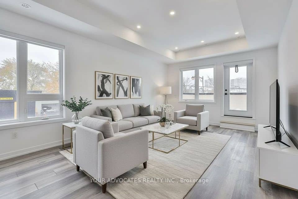 9 Vivian Road, Toronto