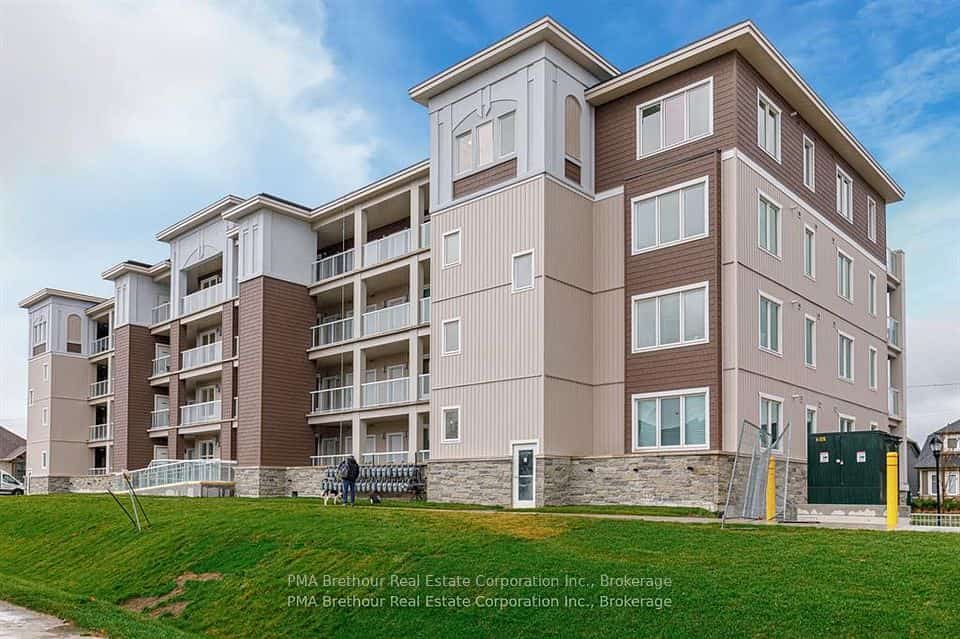17 Spooner Crescent S #107, Collingwood, ON L9Y 1T3