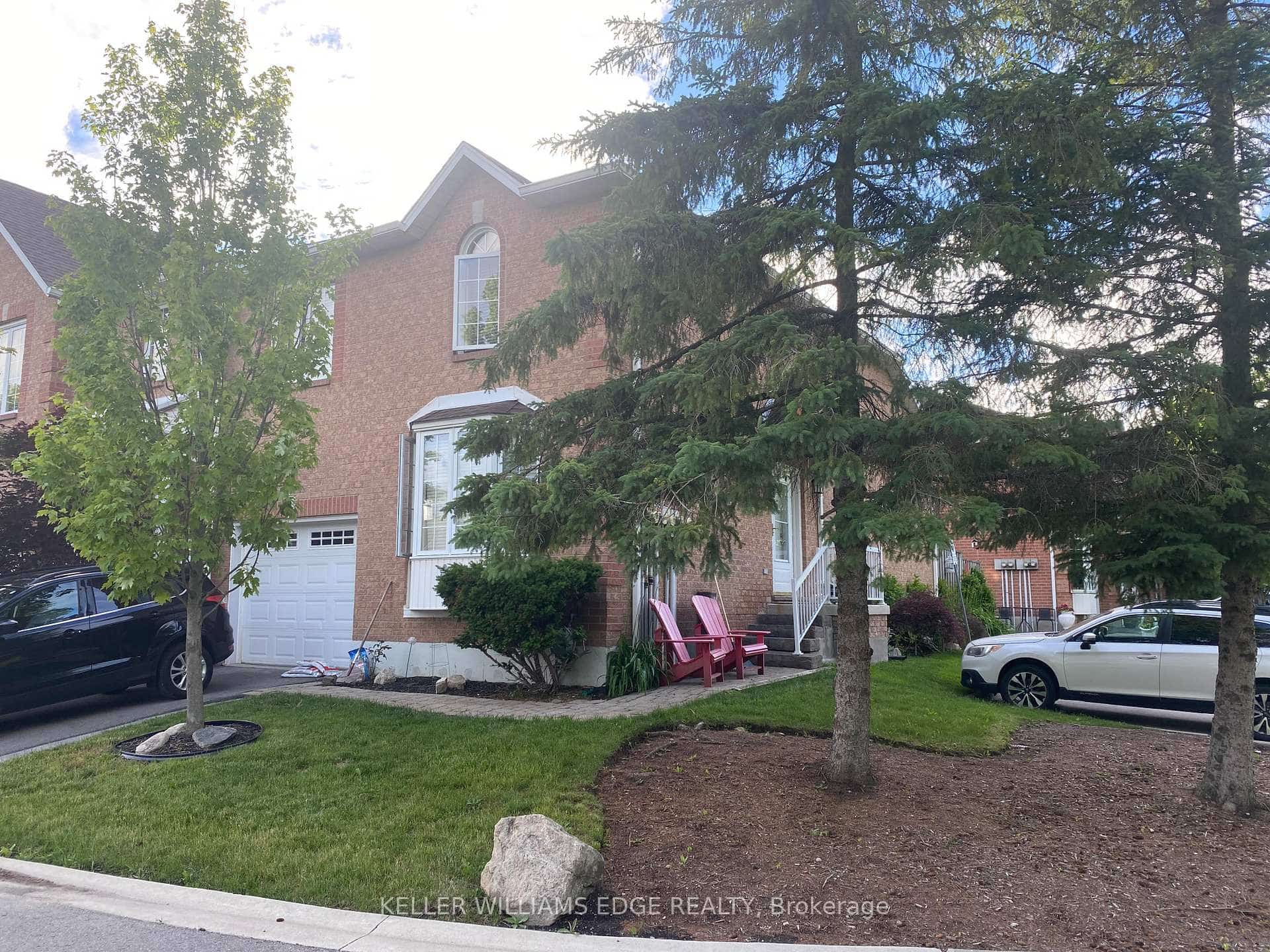 4 Victoria Street #16, Hamilton, ON L9H 2B8