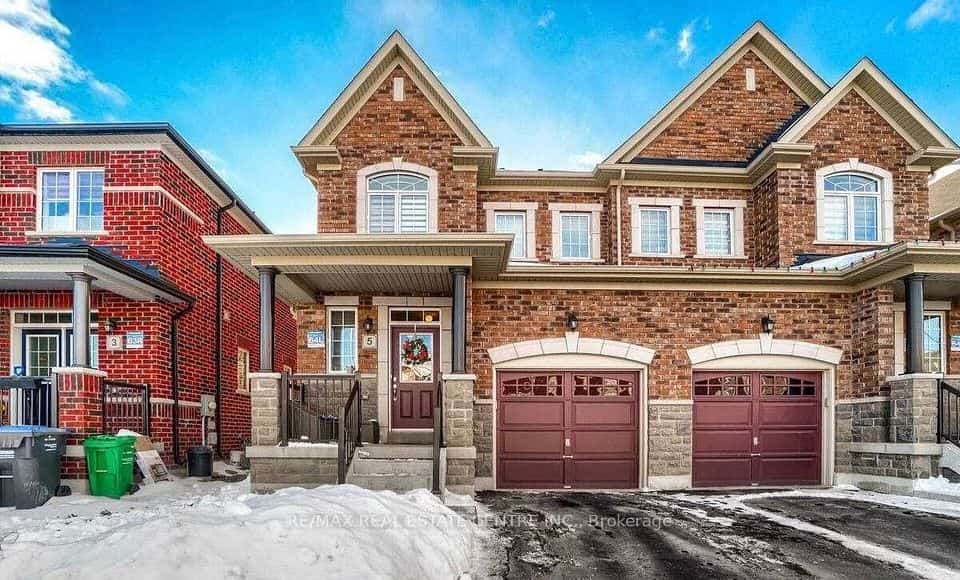5 Blackberry Valley Crescent, Caledon, ON L7C 3Z7
