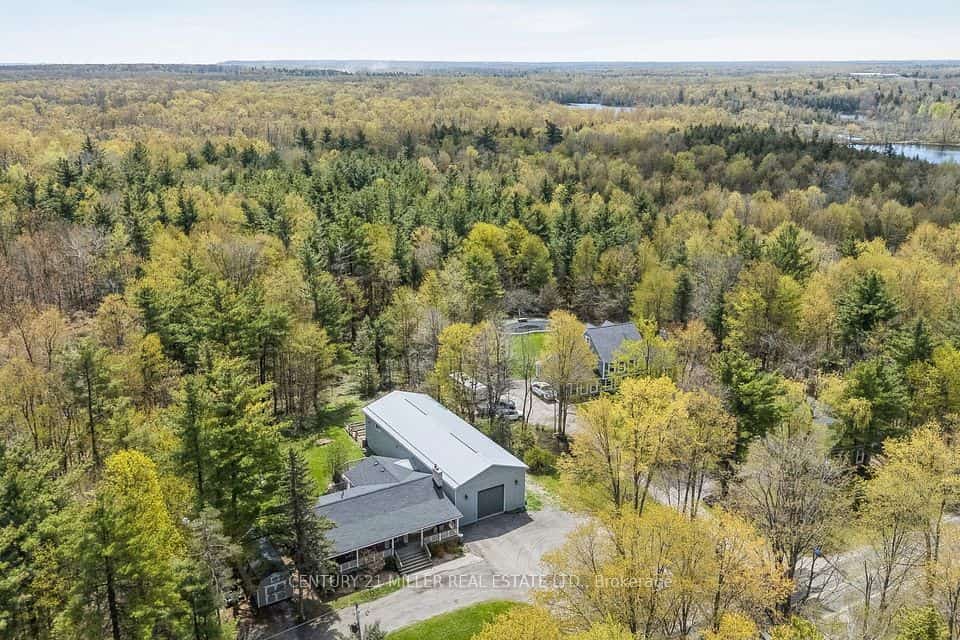6508 17 Side Road, Halton Hills, ON L7J 2M1