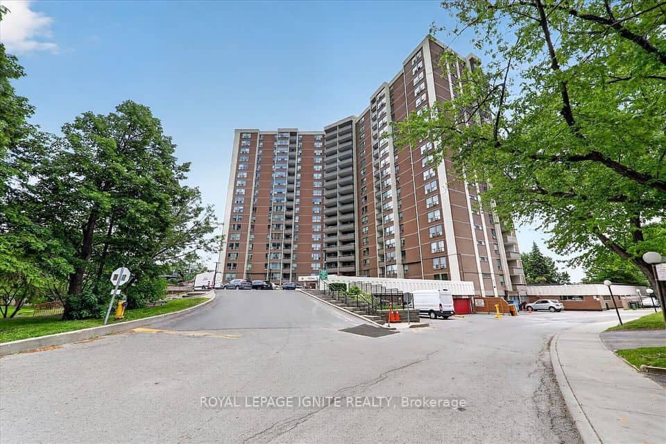 15 Vicora Link Way, Toronto
