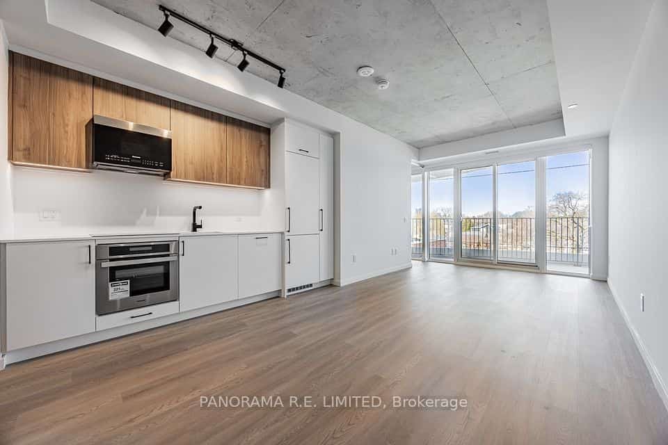 689 The Queensway #415, Toronto, ON M8Y 0C8