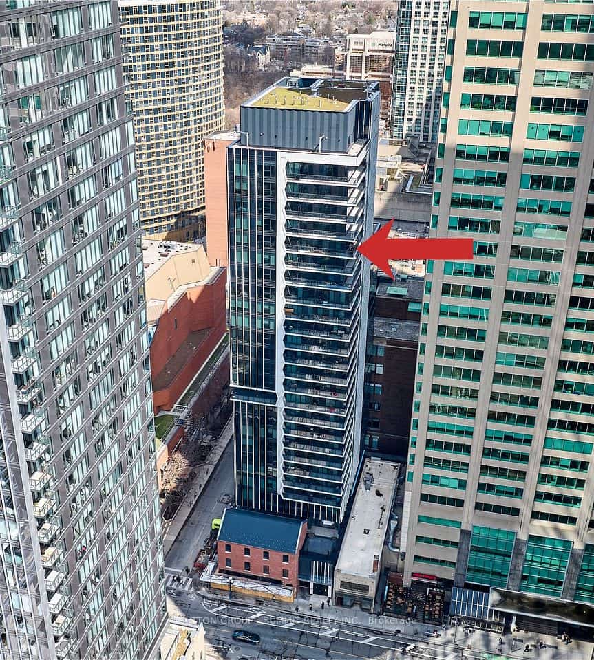 771 YONGE Street #2501, Toronto, ON M4W 0B8