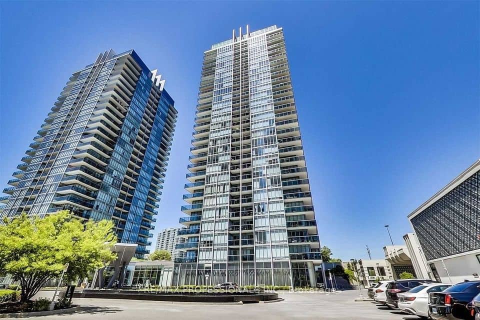 90 Park Lawn Road S, Toronto