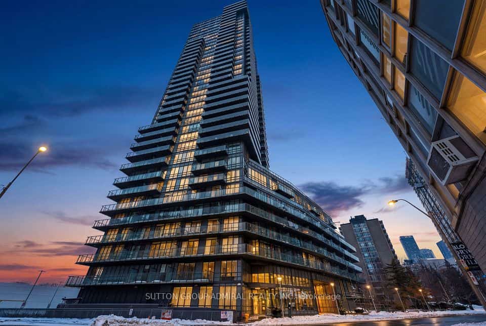 825 Church Street #516, Toronto, ON M4W 3Z4
