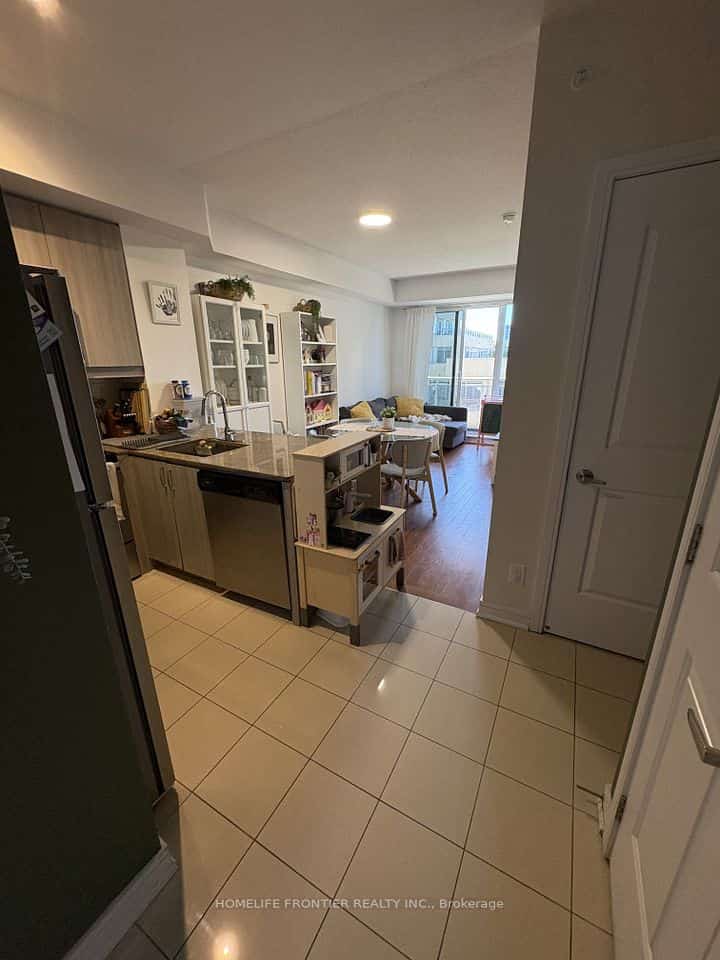 9201 YONGE Street #NW905, Richmond Hill, ON L4C 1H9