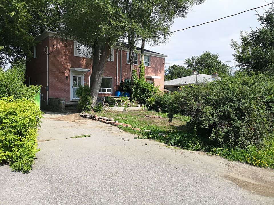 235 Axminster Drive, Richmond Hill, ON L4C 2W2