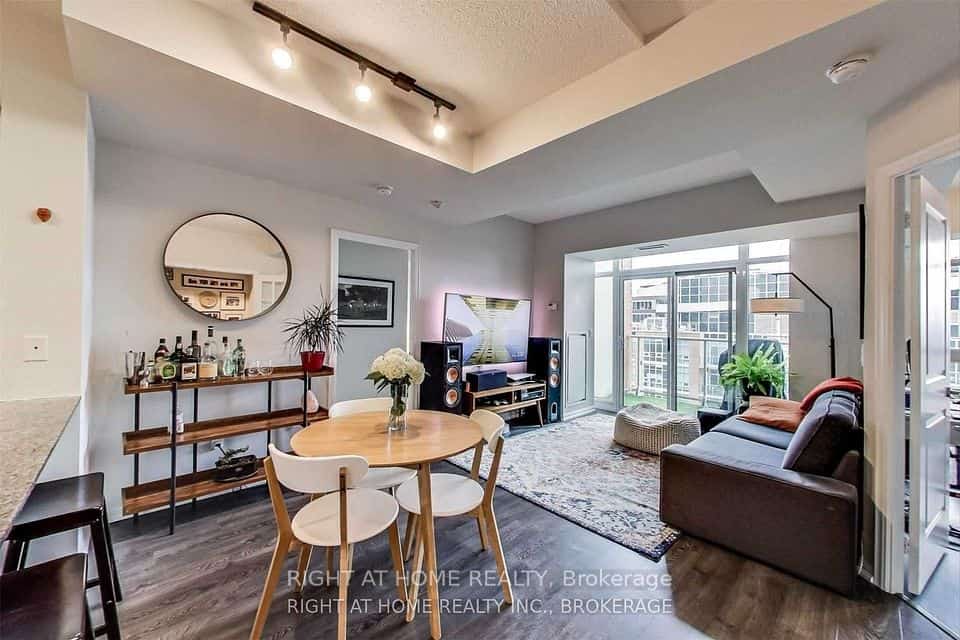 75 East Liberty Street #2401, Toronto, ON M6K 0A2