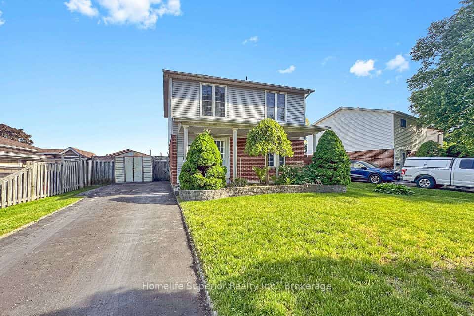1057 Exeter Street, Oshawa, ON L1G 7G9