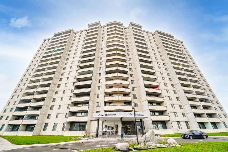 5 San Romano Way #110, Toronto, ON M3N 2Y4