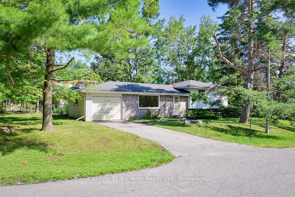 398 Old Muskoka Road, Orillia, ON L3V 4G7