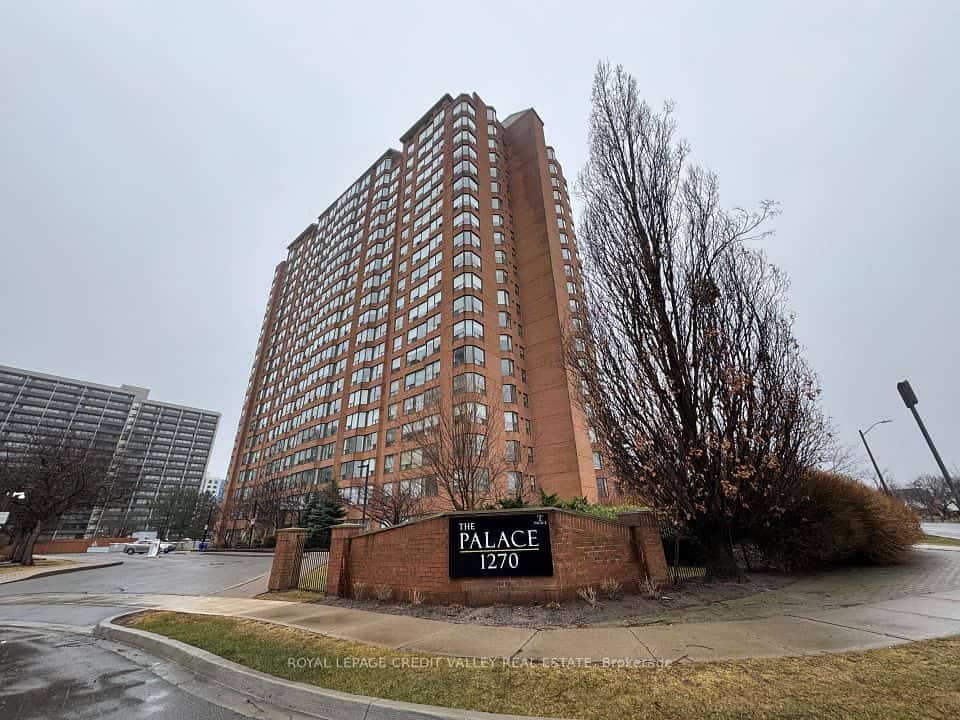 1270 MAPLE CROSSING Boulevard #704, Burlington, ON L7S 2J3