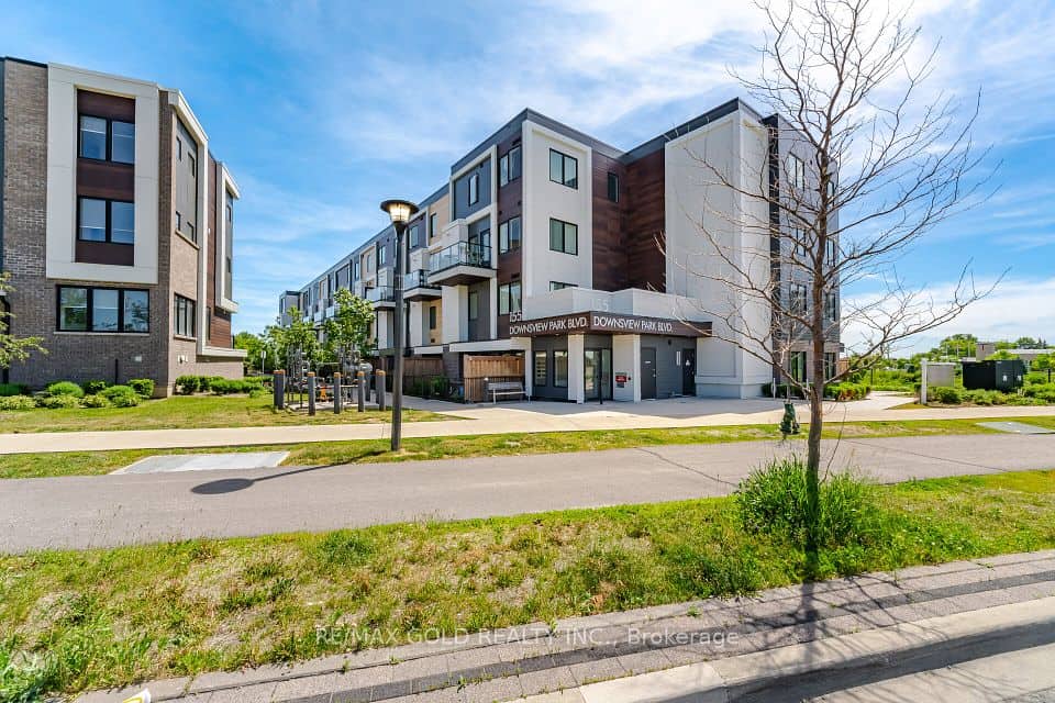 155 Downsview Park Boulevard, Toronto