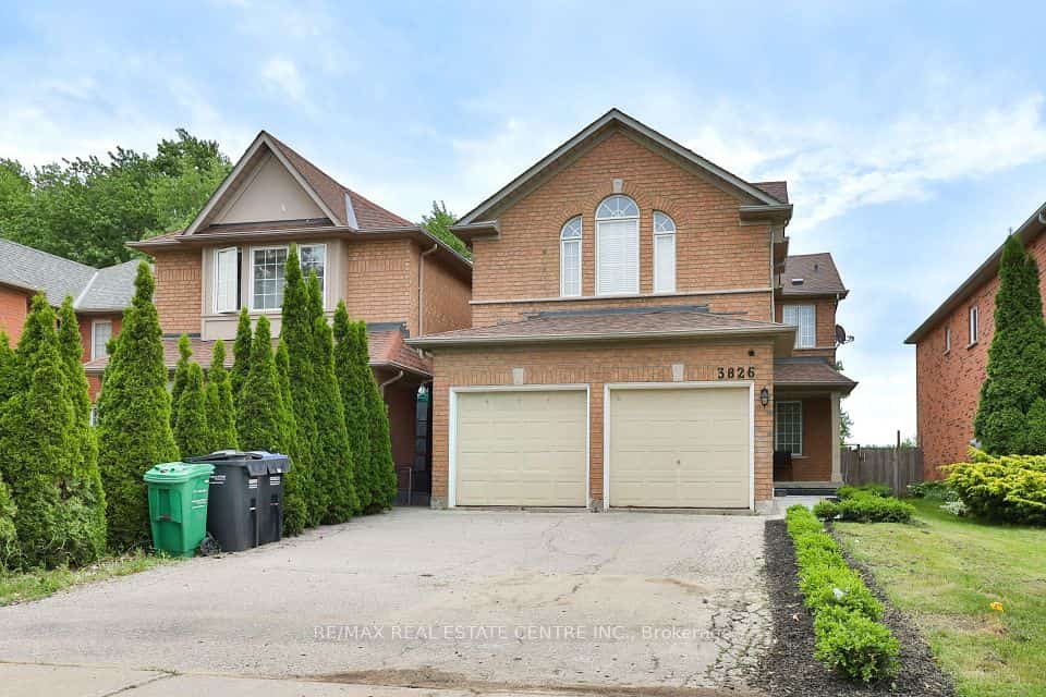 3826 forest bluff Crescent, Mississauga, ON L5N 7T8