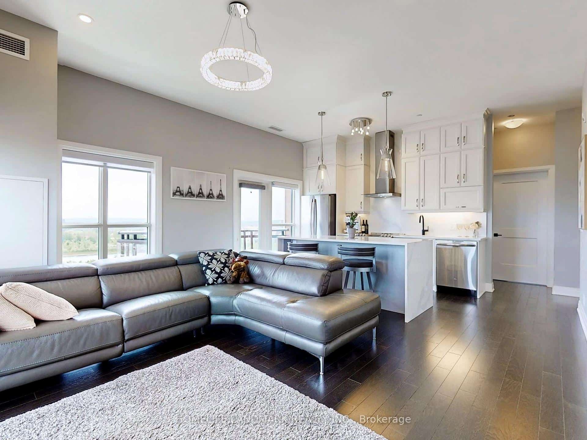 102 Grovewood Common #622, Oakville, ON L6H 0X2