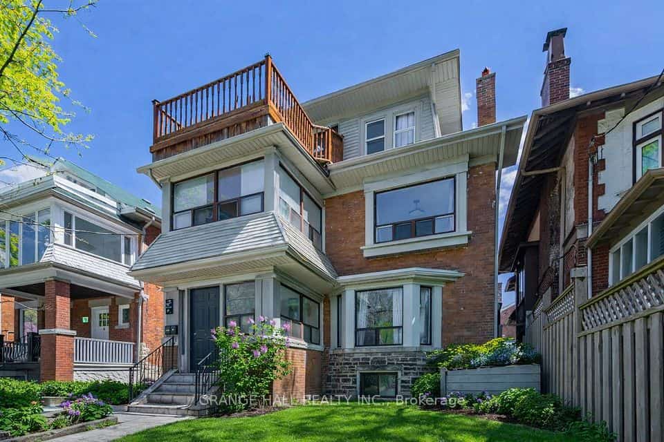 189 Parkside Drive, Toronto, ON M6R 2Z1
