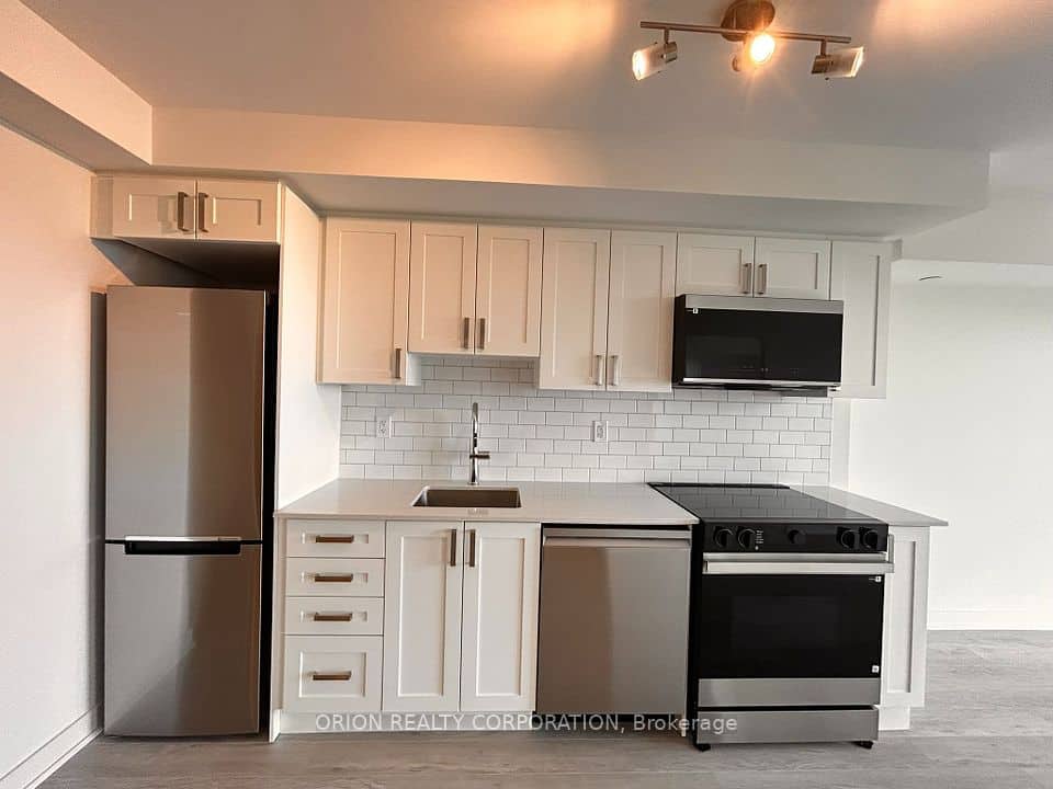 1010 Sandy Beach Road, Pickering