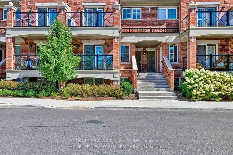 2484 Post Road #22, Oakville, ON L6H 0K1