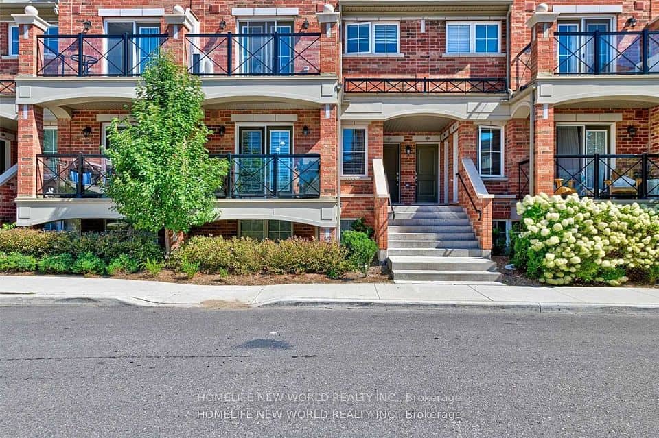 2484 Post Road, Oakville
