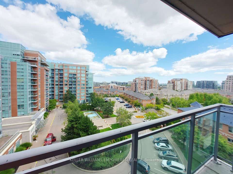 48 Suncrest Boulevard #803, Markham, ON L3T 7Y5