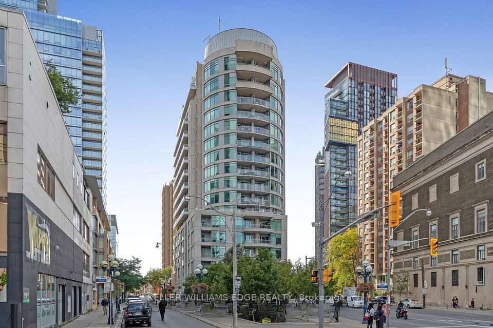 8 Scollard Street #1408, Toronto, ON M5R 1E9