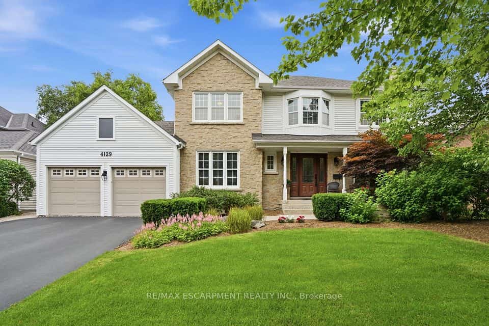4129 Millcroft Park Drive, Burlington, ON L7M 3V1