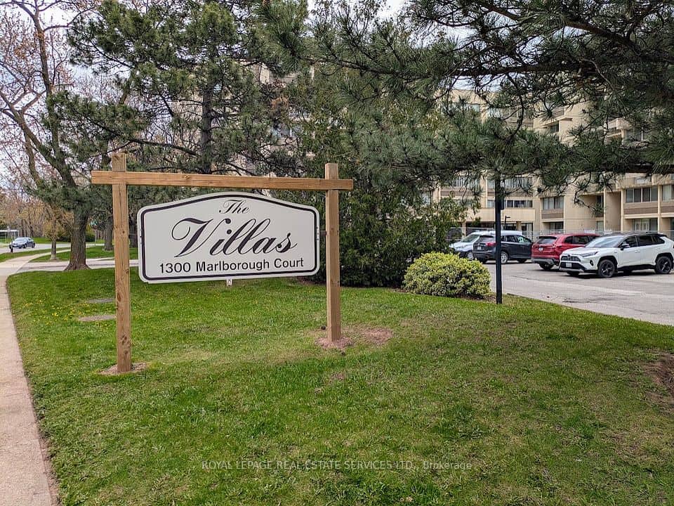 1300 Marlborough Court, Oakville