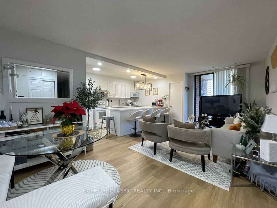 90 Ling Road #603, Toronto, ON M1E 4Y3