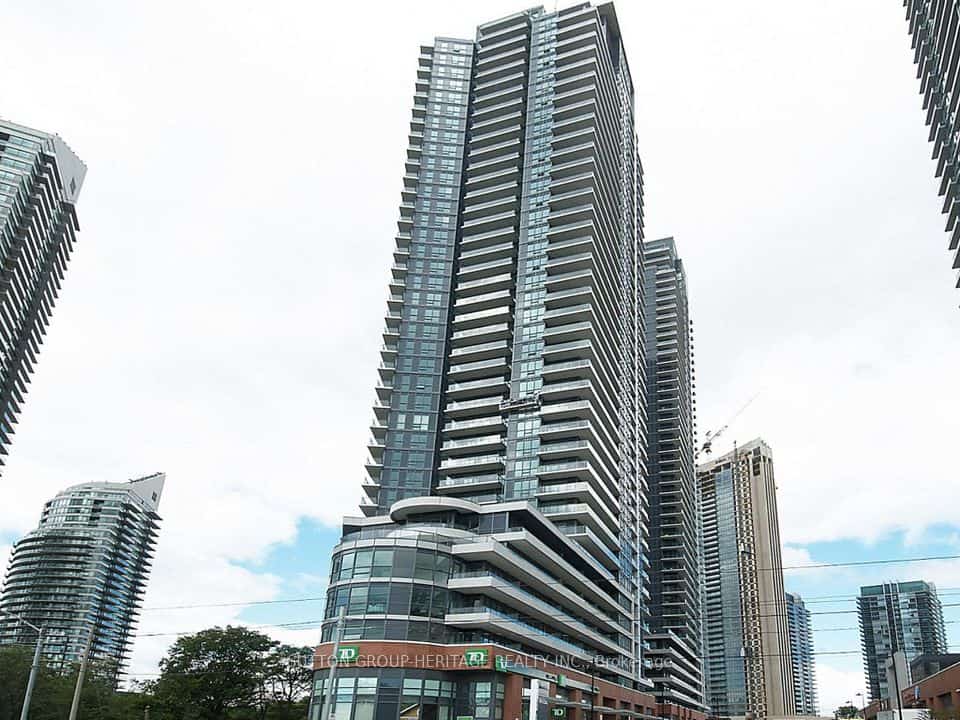 Westlake Phase Ⅲ, Toronto