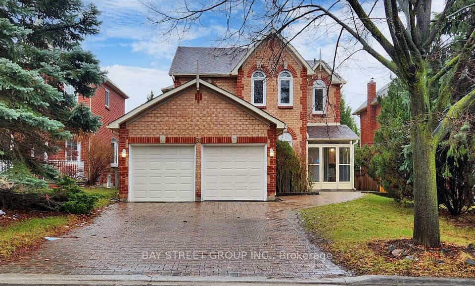 31 Cavalry Trail, Markham, ON L3R 9H3