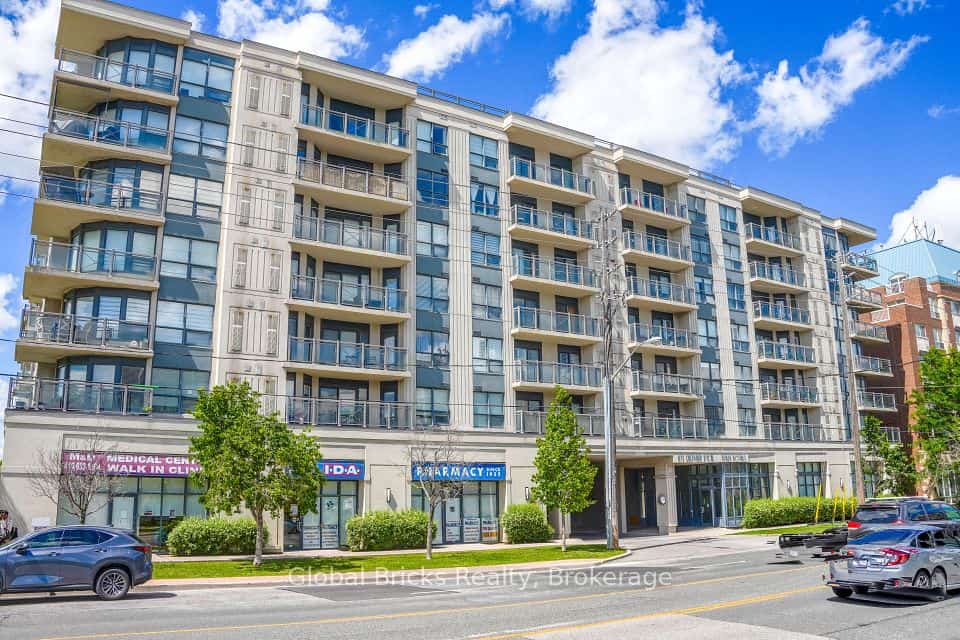 872 Sheppard Avenue W, Toronto, ON M3H 2T5