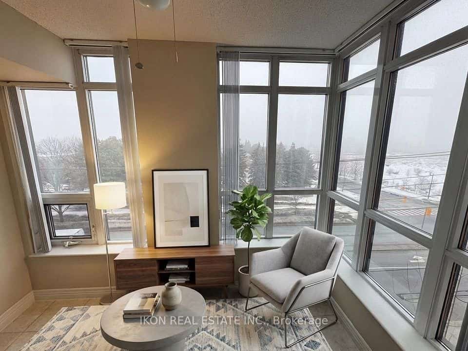 100 Scottfield Drive #615, Toronto, ON M1S 5W5