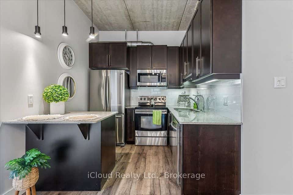 15 Devitt Avenue S #104, Waterloo, ON N2J 1Y6