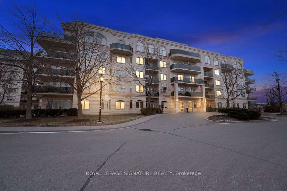 3 Dayspring Circle #205, Brampton, ON L6P 1B7