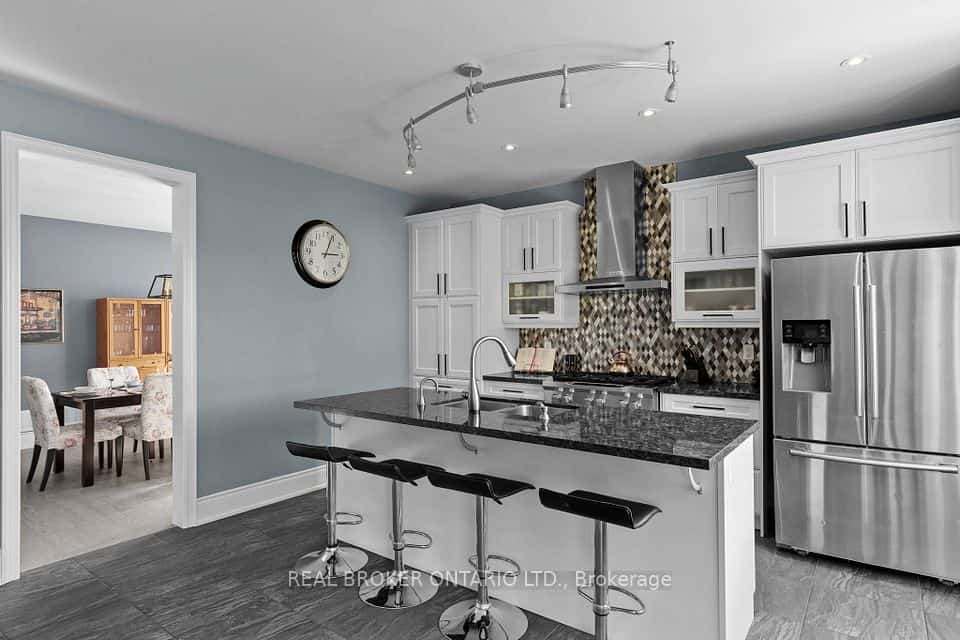 3032 Monarch Drive, Orillia, ON L3V 8K3