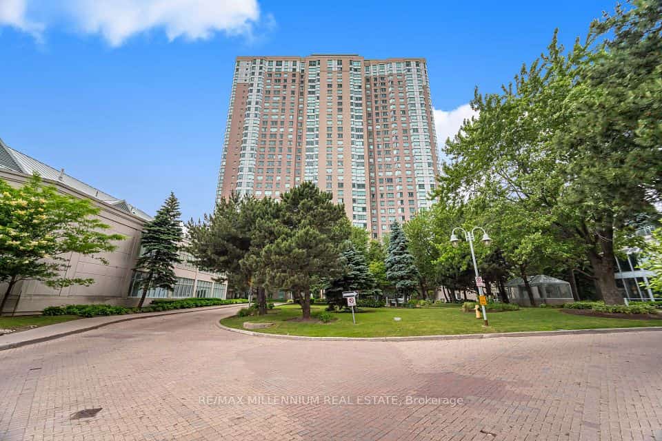 68 Corporate Drive #1532, Toronto, ON M1H 3H3