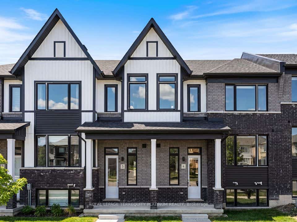 160 Densmore Road #4, Cobourg, ON K9A 0X8