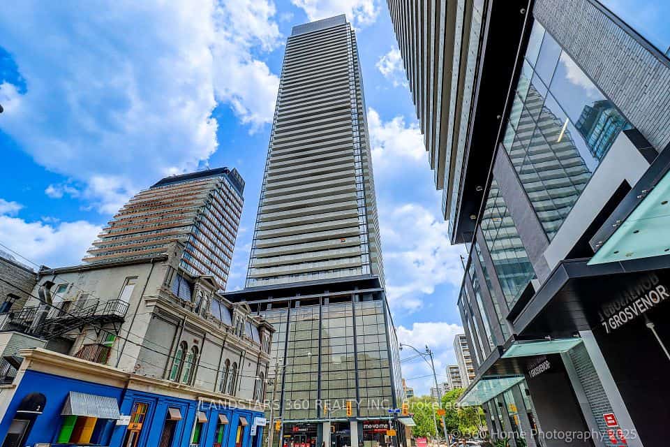 501 Yonge Street #4202, Toronto, ON L1V 1H9