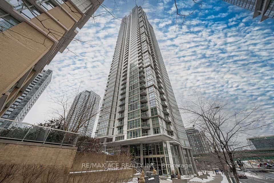 35 Mariner Terrace #1801, Toronto, ON M5V 3V9