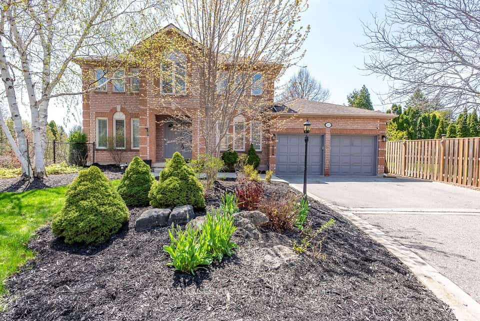 3408 Trelawny Circle, Mississauga, ON L5N 6N6