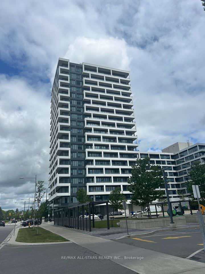 38 Water Walk Drive #809, Markham, ON L3R 6M8