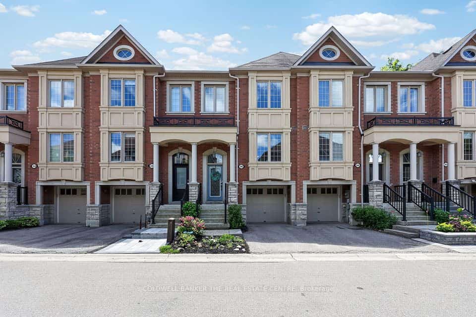 346 Doak Lane, Newmarket, ON L3Y 0A7