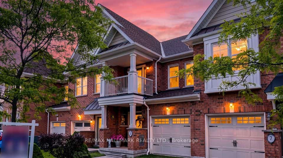 5 Bearings Avenue, Whitchurch-Stouffville, ON L4A 0W6