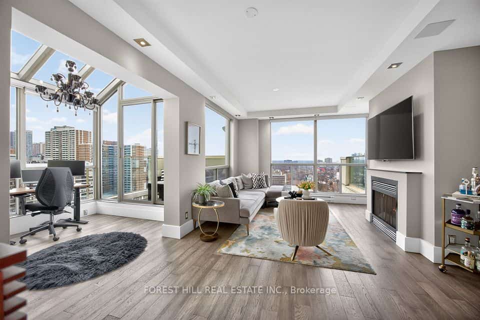 298 Jarvis Street #PH3, Toronto, ON M5B 2M4