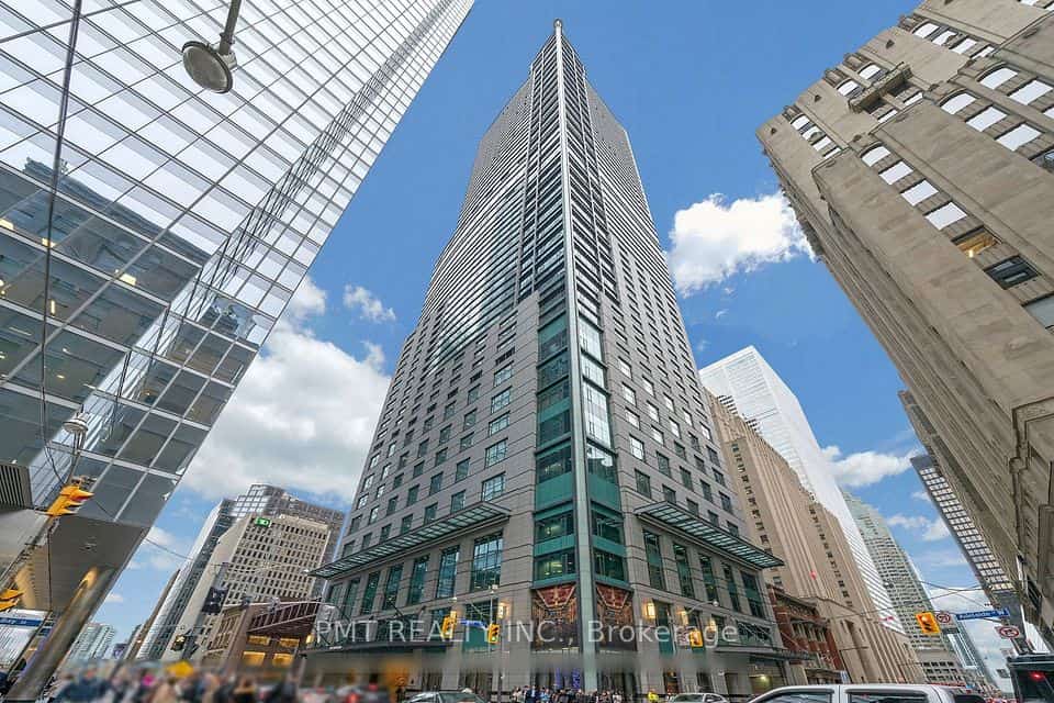 311 Bay Street #4106, Toronto, ON M5H 4G5